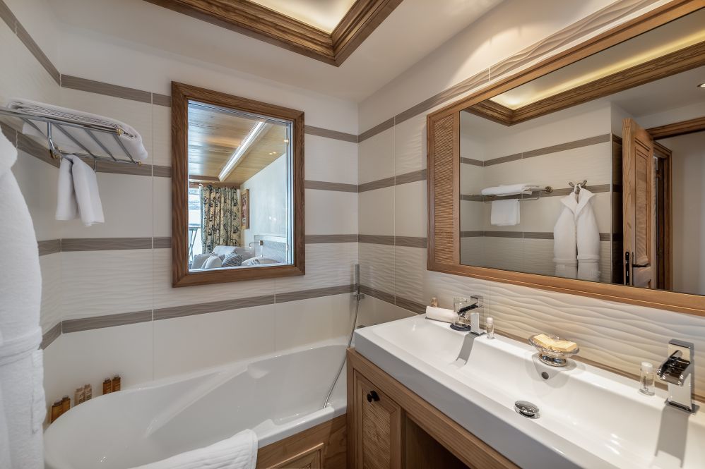 Saulire Room
