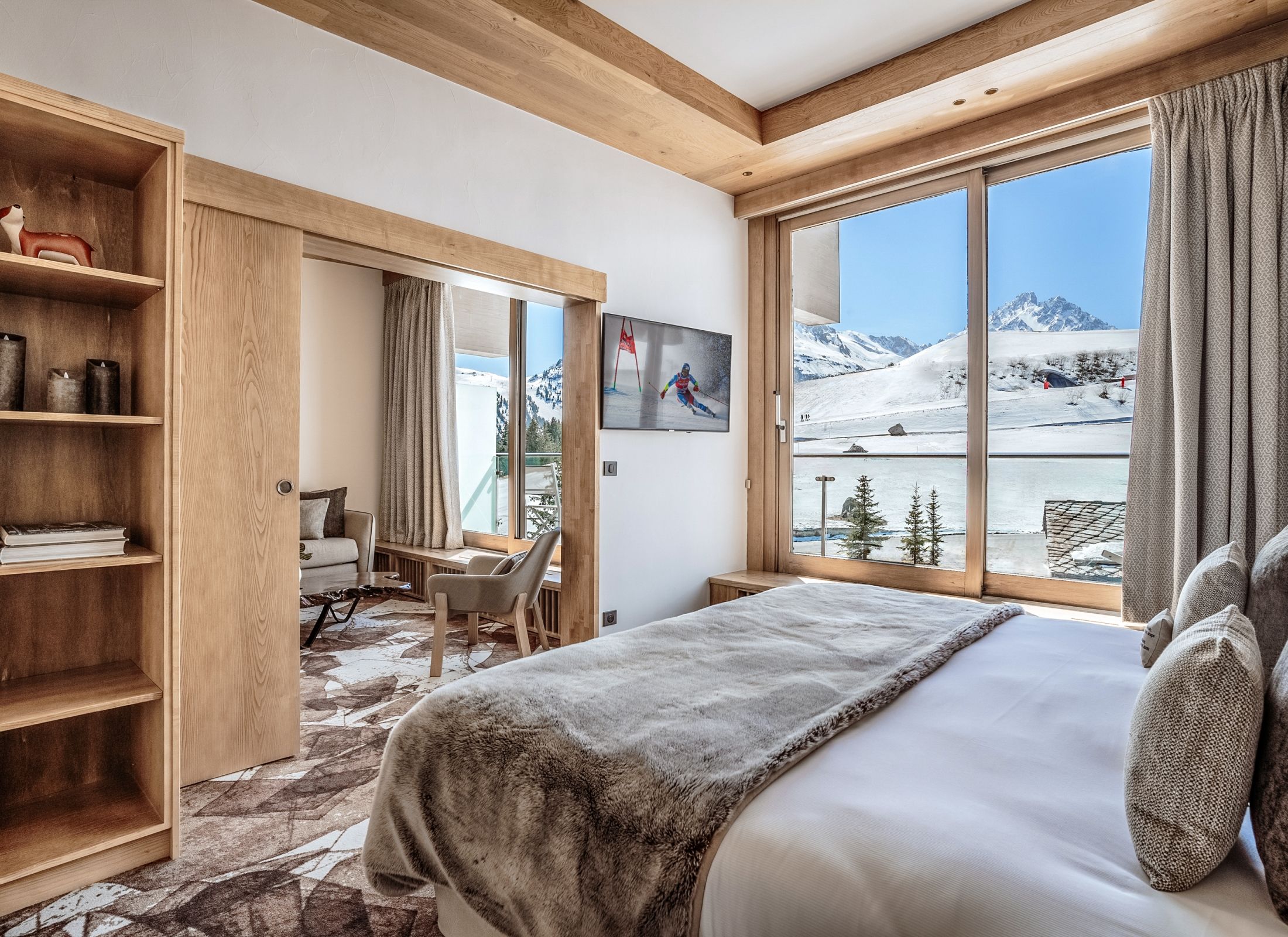 ROOM SERVICE - Hotel Annapurna