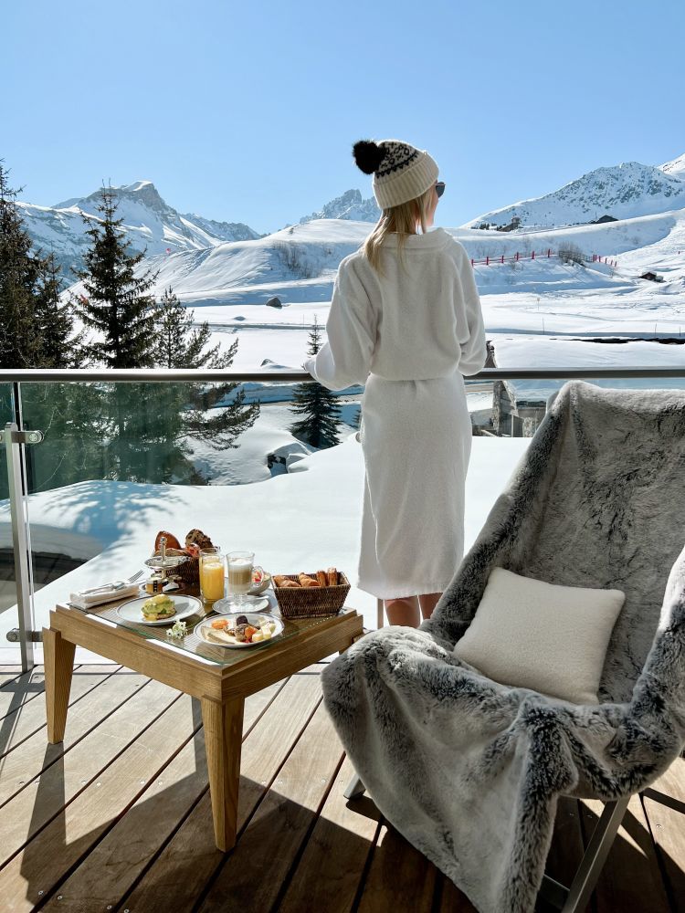 ROOM SERVICE - HOTEL ANNAPURNA